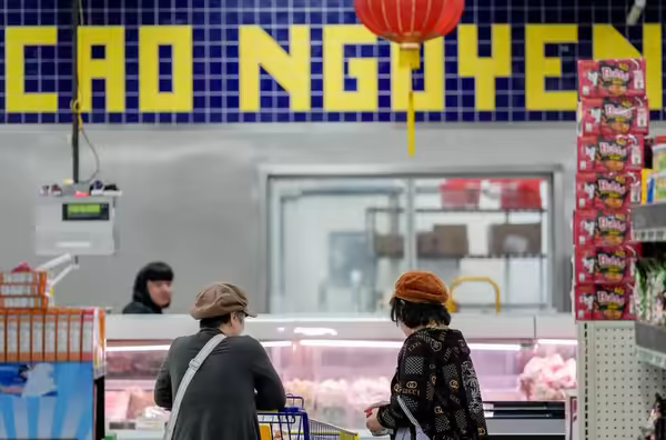 Super Cao Nguyen Storefront